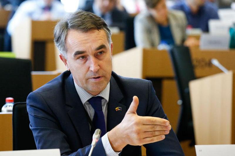 "მმართველმა პარტიამ უნდა გაიგოს, რომ შესაძლო ევროპული პერსპექტივა ღირსებასა და პატივისცემას ეფუძნება..." - ევროპარლამენტარი