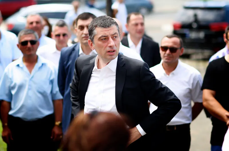 "ქვეყანაში უნდა დასრულდეს ეს პრივილეგირებული კასტა, კორუფციული საკითხები... ყველას უნდა გვქონდეს თანაბარი პირობები" - გიორგი გახარია