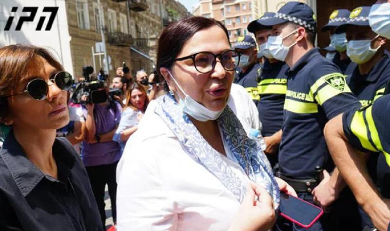 "ღარიბაშვილო, ხომ გვადანაშაულებ ანტისახელმწიფოებრივ საქმიანობაში, აქ ვდგავარ, დამიჭირე, მზად ვარ" - ინგა გრიგოლია