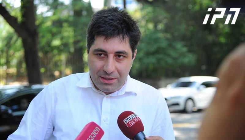 "ჩხრეკა არაფერს ნიშნავს, სანამ ყველას არ დააკავებენ, ვინც დარბევას ხელმძღვანელობდა - მთავარი მოთხოვნაა, პრემიერის გადადგომა" - ვახო სანაია