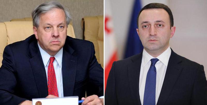 "რატომ წერს პრემიერ-მინისტრი ევროკომისიის პრეზიდენტს თავისი ქვეყნის უმდიდრესი ადამიანის სახელით?" - იან კელი