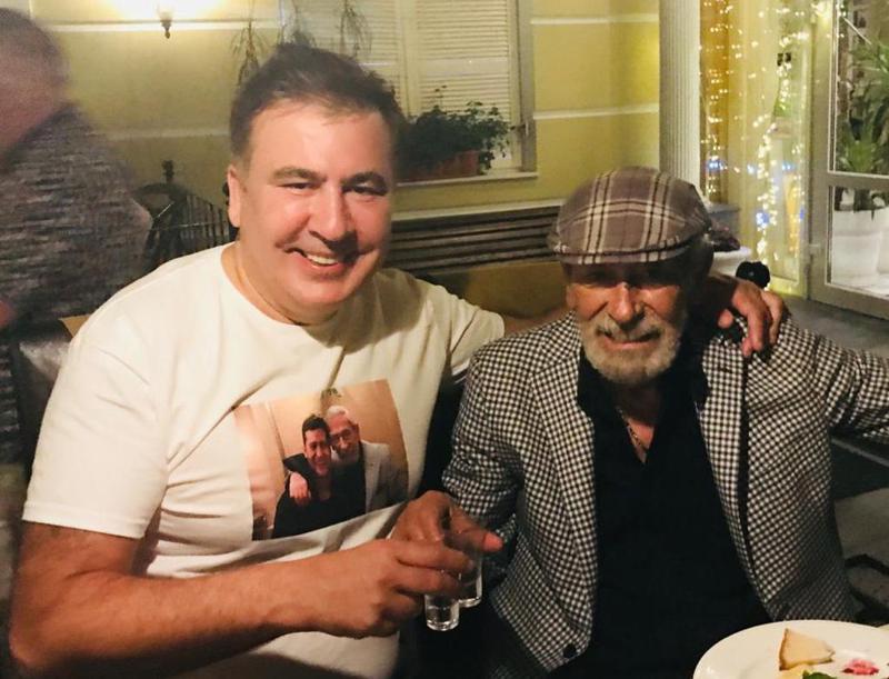 "ის ერთ-ერთია იმ ღირსეულ ადამიანთა შორის,  ვისაც კი ცხოვრებაში შევხვედრივარ"- მიხეილ სააკაშვილი ბუბა კიკაბიძეს დაბადების დღეს ულოცავს