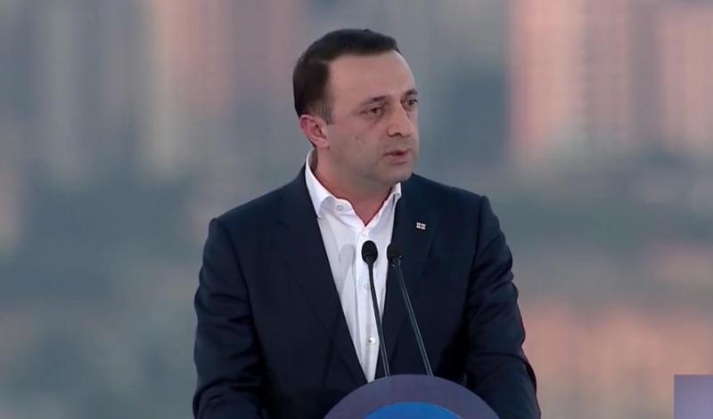 "უნდა შევადაროთ პროფესორი რატი ბრეგაძე ადეიშვილს, გომელაური - მერაბიშვილს, გრიგოლ ლილუაშვილი - ახალაიას, მეცნიერი კაცი მიხეილ ჩხენკელი - ნიკა გვარამიას, რომელიც გარყვნილების მთავარი პროპაგანდისტია" - პრემიერი