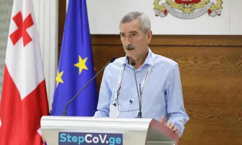 "გამოჩნდა ხო, რომ თურმე ღამე დადიოდა ვირუსი..." - პაატა იმნაძე