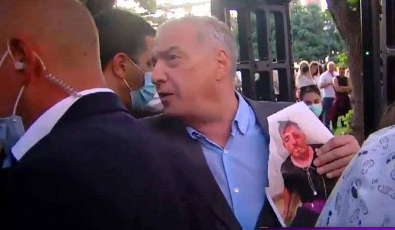 "ეს ბიჭი არის ჩემი, თქვენი არ არის - უზნეო ცეკვა გაქვთ ცხედართან" - გია ვოლსკიმ ჟურნალისტებს ლექსო ლაშქარავას ფოტო დაუხია