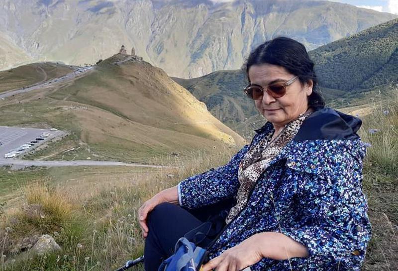 "ვაგიფა ახალნამშობიარებია, კოვიდიანი. ფილტვების მძიმე დაზიანებით. გინეკოლოგიური გართულებით. ბავშვი გადარჩა..." - ენათმეცნიერი რეანიმაციაში მომხდარ ამბავს იხსენებს