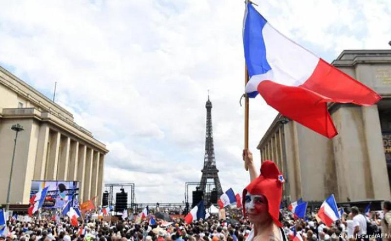 საფრანგეთის სენატმა სამედიცინო პერსონალისთვის სავალდებულო ვაქცინაციას მხარი დაუჭირა