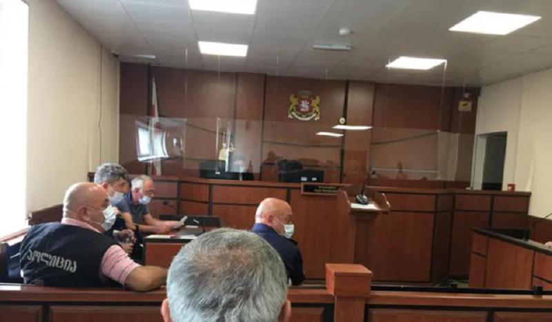 ზუგდიდში მამაკაცის მკვლელობისა და მისი შვილის დაჭრის ფაქტზე ბრალდებულს პატიმრობა შეეფარდა