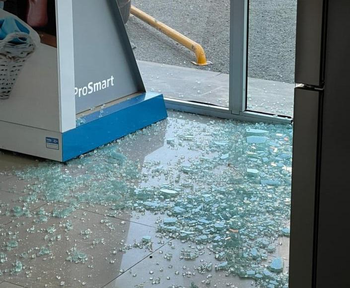 გლდანში საყოფაცხოვრებო ტექნიკის მაღაზიათა ქსელ "ბეკოს“ ფილიალი გაქურდეს - წაღებულია 10 ათას ლარამდე ტექნიკა