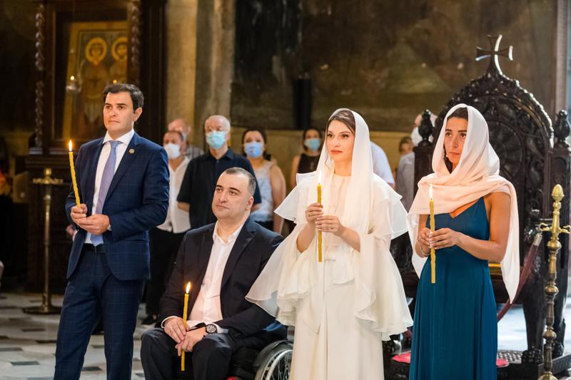 "ოცნების" დეპუტატი მერიის ყოფილ თანამშრომელზე დაქორწინდა - რატი იონათამიშვილის მეჯვარე ვანო ზარდიაშვილია (ფოტოები ჯვრისწერიდან)