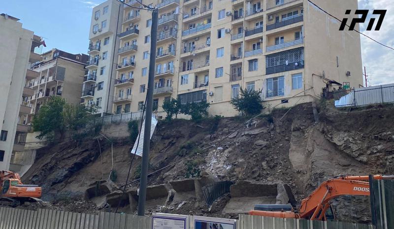 ლორთქიფანიძეზე, სადაც ფერდი ჩამოიშალა, კორპუსი აღარ აშენდება - მშენებელი კომპანია 30 000 ლარით დაჯარიმდა