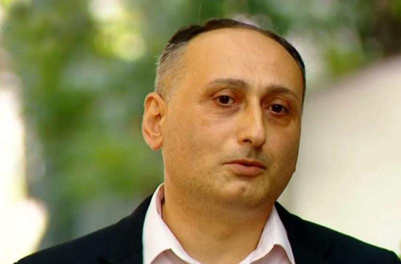 "მინიმალური ანტისხეულების მქონე ვიზიტორების არ შემოშვება, საველე ჰოსპიტალები, 3-კაციანი სამოქალაქო რაზმები..." - რას წერს ვილი პაჭკორია