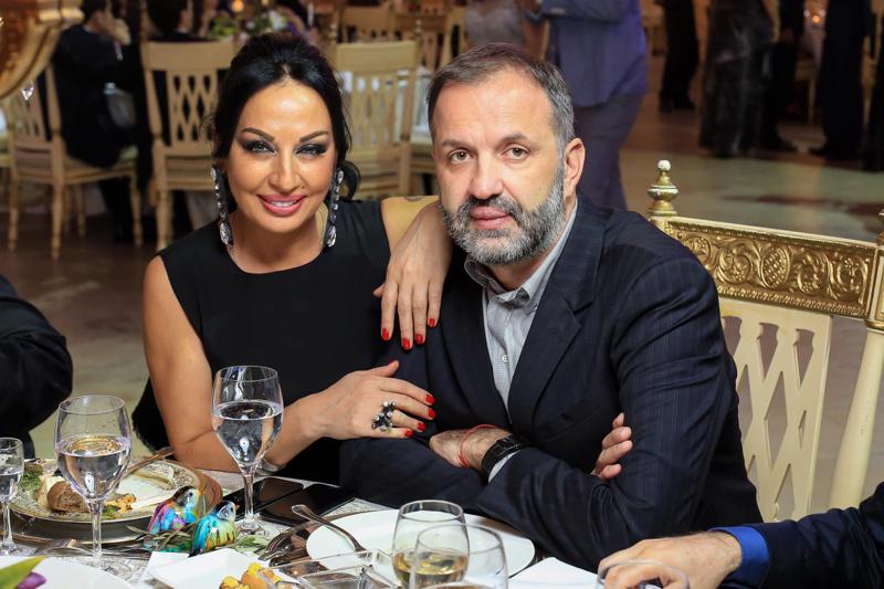 ლელა წურწუმიას კორონავირუსი დაუდასტურდა - რას წერს მომღერლის მეუღლე "ფეისბუქში"