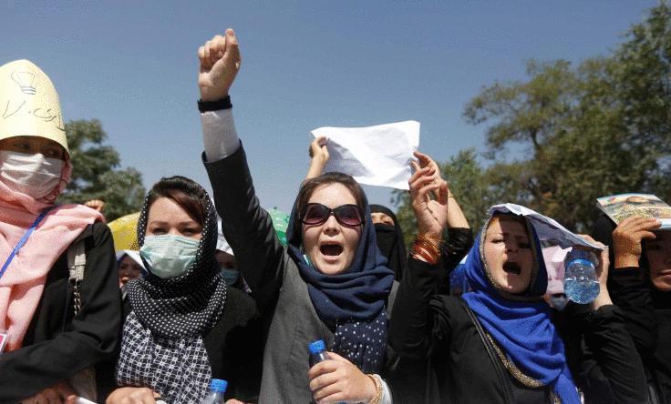 "თალიბანი" ქალებს მთავრობაში იწვევს