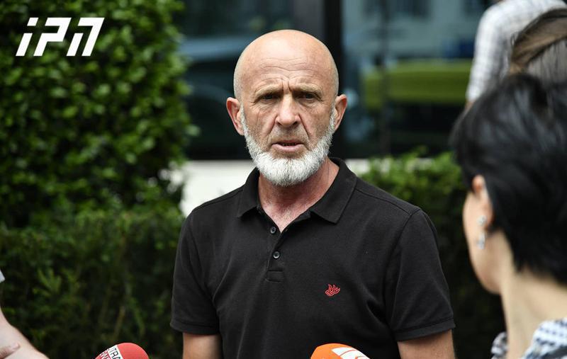 "რამდენჯერმე გადავახვიე მისი აყვანის კადრები - სპექტაკლი მომეჩვენა, ვიღაცის დასანახად მოხდა" - მაჩალიკაშვილი გოგაშვილის დაკავებას ეხმაურება