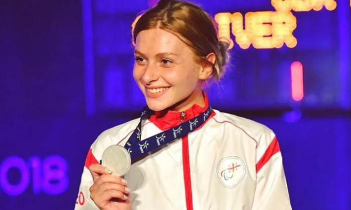 ქართველმა პარამოფარიკავე ნინა თიბილაშვილმა ტოკიოს პარალიმპიურ თამაშებზე ვერცხლის მედალი მოიპოვა