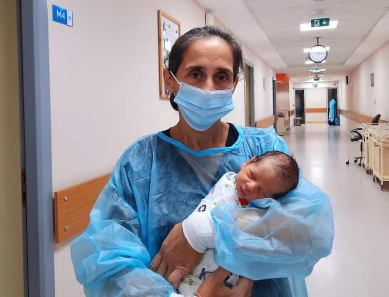 "ერთი თვის წინ მეუღლე ტრაგიკულად დამეღუპა, ვერ მოესწრო ანდრიას დაბადებას" - რას ჰყვება 45 წლის ქალი, რომელსაც ახლახან მე-13 შვილი შეეძინა