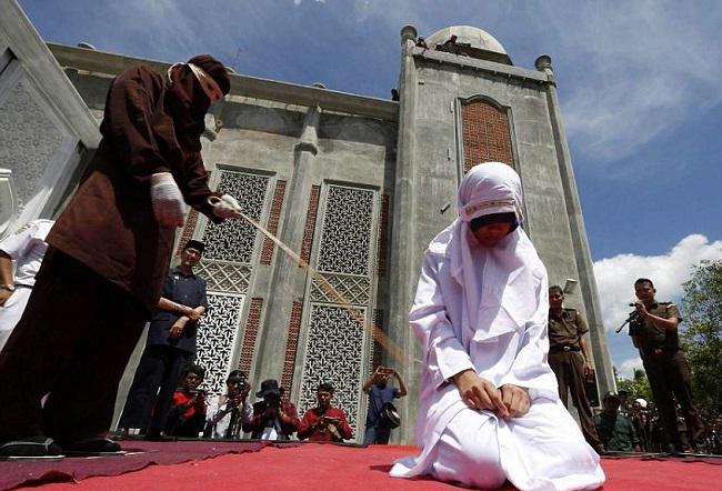 რა არის შარიათი, როგორ ხსნიან მას მეცნიერები, რას უკრძალავს ის რეალურად ქალებს და როგორ იყენებენ მას მსოფლიოში?