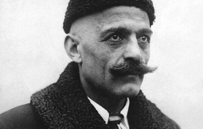 "ნუ ისაუბრებ პირად პრობლემებზე... აღიარე, როდესაც ვინმე გაჯობებს... თუ ჯერ კიდევ არ გაქვს რწმენა, მისი იმიტაცია გააკეთე..." - გურჯიევის გენიალური რჩევები ქალიშვილს