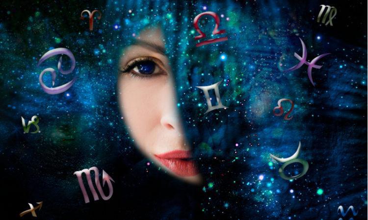 რატომ არიან  ადამიანები ღია ფერის თვალით ვარსკვლავების რჩეულები? - ასტროლოგთა პასუხი