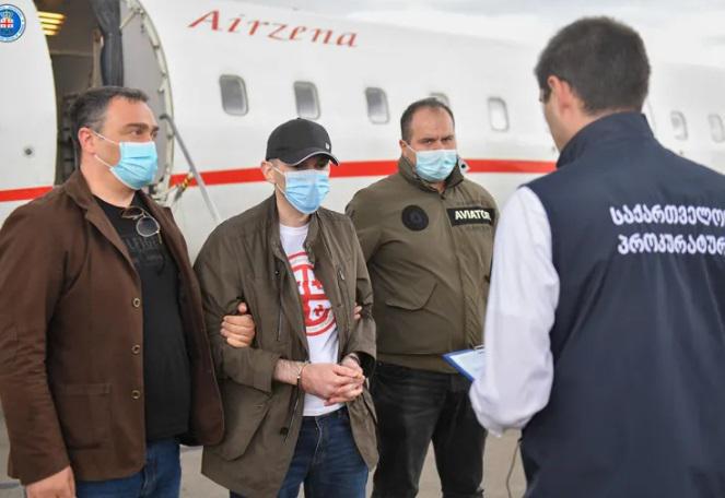 "არავის წინააღმდეგ ჩვენების მიცემას არ ვაპირებ" - რა განცხადებას ავრცელებს მეგის ქარდავა საპატიმროდან