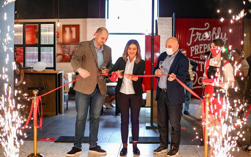 ქუთაისში ქეი ეფ სის პირველი რესტორანი გაიხსნა!