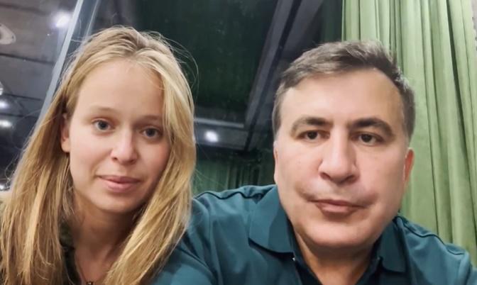 "მე და ლიზამ გადავწვიტეთ, შევატყობინოთ ყველას, რომ ერთად ვართ... გვაქვს ერთობლივი ოჯახი" - რა ვიდეოს ავრცელებს სააკაშვილის მეგობარი ქალი?