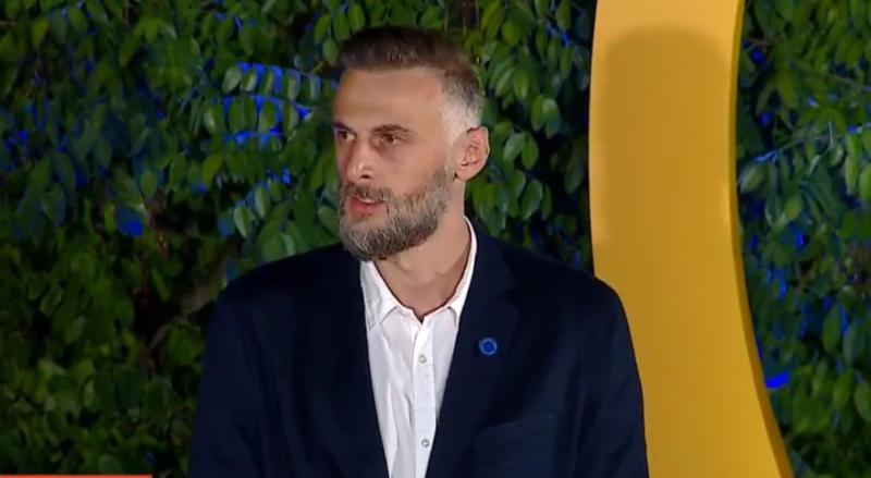 "სპორტსმენებზე არის პირდაპირ მითითება, რომ ესა თუ ის პოზიცია დააფიქსირონ ღიად, გინდათ ბულინგი დაარქვით, გინდათ ზეწოლა" - ვიქტორ სანიკიძე