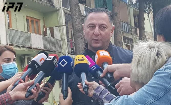 "ნანგრევებში ვეძებთ კიდევ 3 ადამიანს... წესით, მეტი არ უნდა იყოს" - შს მინისტრის ახალი ინფორმაცია ბათუმიდან