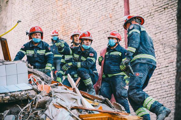 "სავალდებულო უნდა იყოს მერიისგან ნებართვა,  მაგრამ არ არის..." - რა ვალდებულება აქვს დღეს სახელმწიფოს ბათუმის მსგავსი ტრაგედიების თავიდან ასაცილებლად?