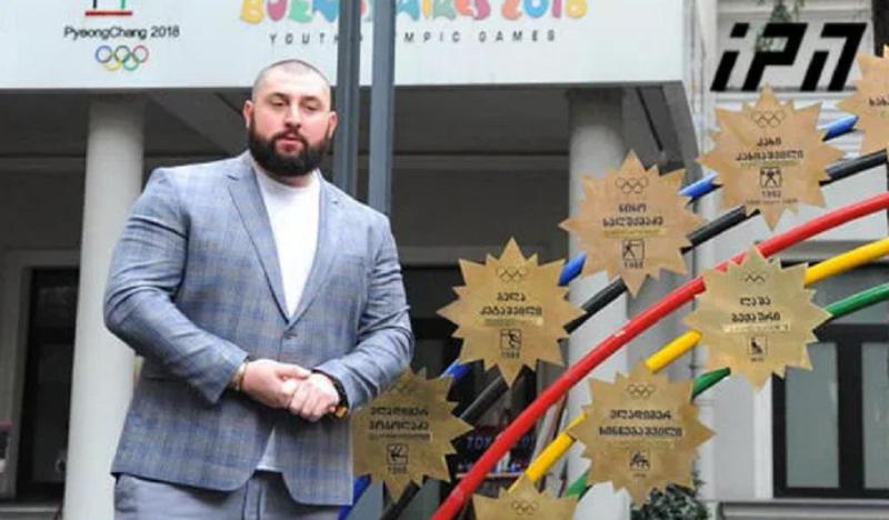 ექვსი სპორტსმენი,  რომლებმაც უნივერსიტეტში უგამოცდოდ ჩარიცხვის სურვილი გამოთქვეს - სავარაუდოდ,  მათგან მხოლოდ ლაშა ტალახაძის განცხადება დაკმაყოფილდება