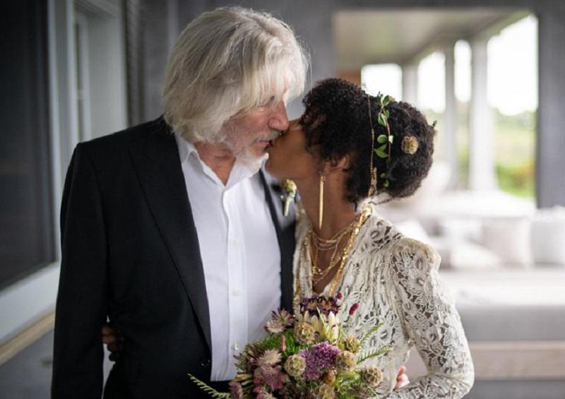 Pink Floyd-ის ლეგენდა, 78 წლის როჯერ უოთერსი მეხუთედ დაქორწინდა - მუსიკოსის რჩეული და ფოტოები ქორწილის ცერემონიიდან