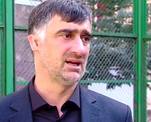 "ჩემზე ბედნიერი ადამიანი არ მეგონა... დამრჩა ერთი ბიჭი და ეგ მაძლევს სტიმულს" - რას ჰყვება რამაზ დავლაძე, რომელმაც ბათუმის ტრაგედიისას ოჯახის 4 წევრი დაკარგა