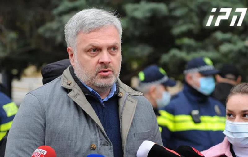 "7 ნოემბერს თუ ვიღაცამ რაღაც გადაცდომა ჩაიდინა, რადგან ინფორმირებული იყო სააკაშვილი, ის იყო დამნაშავე?!" - გიორგი ბარამიძე