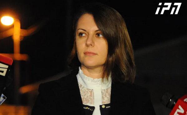 "ვფიქრობ, პარლამენტში ყოფნას აზრი ეკარგება" - რატომ ტოვებს დეპუტატის მანდატს ნონა მამულაშვილი?