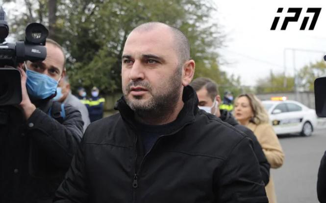 "მაღალი თანამდებობის პირებმა იცოდეთ, იქნება ძალიან ბევრი სიურპრიზი... ქართველი ხალხის სუნთქვას ზურგში იგრძნობთ" - ხაბეიშვილი