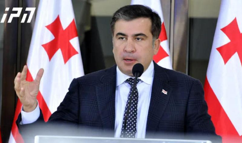 "ახლა მთავარია გავზარდოთ მასობრიობა, ბეტონის კედლად დავუდგეთ წინ მოძალადეებს... ამათ აუცილებლად ჩამოვანგრევთ!" - რას წერს სააკაშვილი