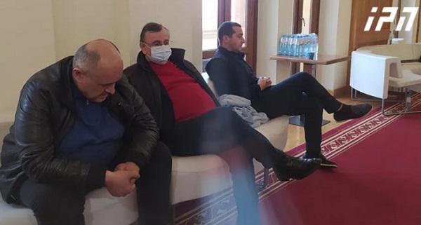 "საბოლოოდ, ხელისუფლება იძულებული გახდება, სააკაშვილი ადეკვატურ სამკურნალო დაწესებულებაში გადაიყვანოს - ჩათრევას სჯობს ჩაყოლა" - რომან გოცირიძე