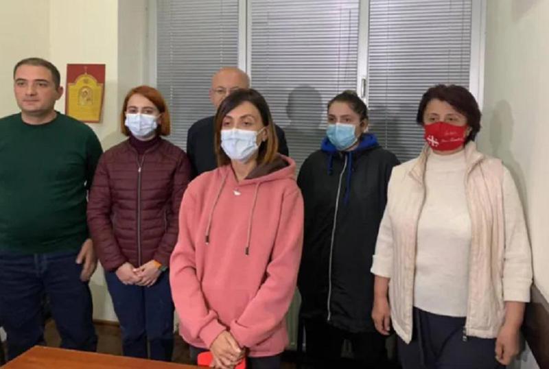 ზუგდიდის საკრებულოში ფრაქცია "ერთიანი ნაციონალური მოძრაობის" 4-მა წევრმა შიმშილობა დაიწყო