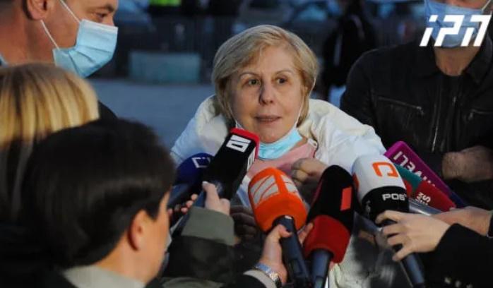 "ძალიან სასაცილო საქმეა, კაჩინსკის ყვავილები, ვაცლავ ჰაველისთვისაც, ასეთ რაღაცებზეა მიშას მიმართ საქმე აღძრული" - გიული ალასანია