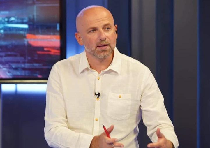 Live: ეთერშია გადაცემა "პოლიტიკური სივრცე"