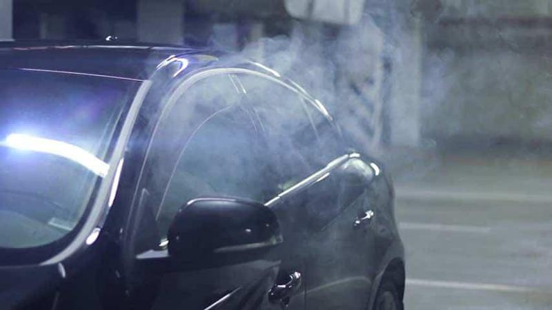 სიგარეტის უსიამოვნო სუნი ავტომობილებში და პრობლემის გადაჭრის გზა