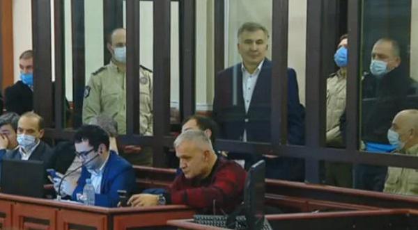 "ვინც ჩემს ბოდიშს არასაკმარისად თვლით, მზად ვარ, მოვისმინო თქვენი ყველა პრეტენზია - სადაც მართალი არ ვიქნები, დაგეთანხმებით და ეს იქნება ჩემთვის კათარზისი" - მიხეილ სააკაშვილი