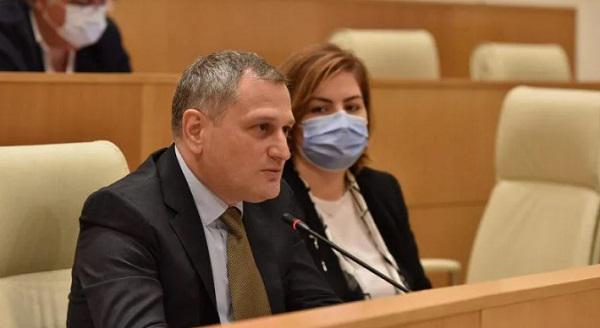 "თვით საბჭოთა დროის კულტურის მინისტრი, ეკატერინე ფურცევაც კი ახერხებდა, რომ ყოფილიყო ცოტა უფრო ტოლერანტული, ვიდრე თქვენ ხართ" - არმაზ ახვლედიანი წულუკიანს