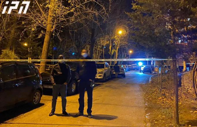 "დათო მაღაზიიდან გამოუყვანიათ და საქმის გარჩევა დაუწყიათ... 10-მდე ჭრილობა მიაყენეს" - რას ჰყვებიან სანზონაში მომხდარ მკვლელობაზე?