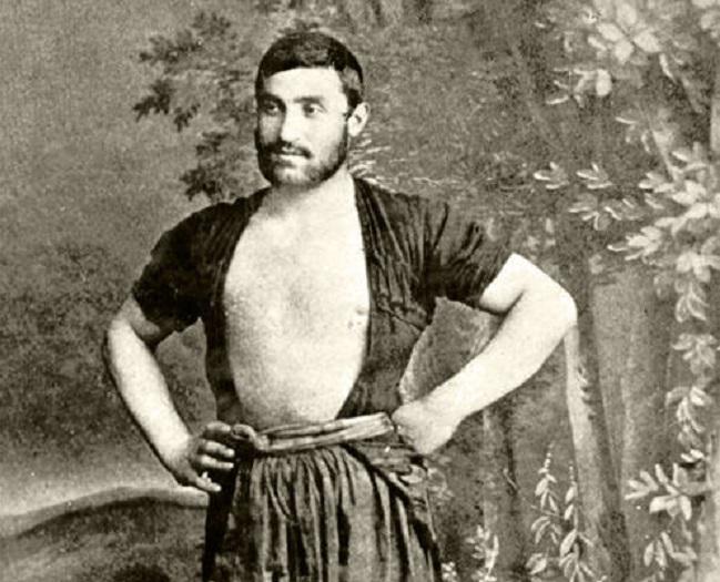 "მშვენიერი, თვალტანადი გლდანელი, ვიწრო ჩოხა შემოწურული, სწორედ გმირსა ჰგავს" - ვინ იყო კულა გლდანელი და რა აკავშირებდა ვაჟა-ფშაველასთან?