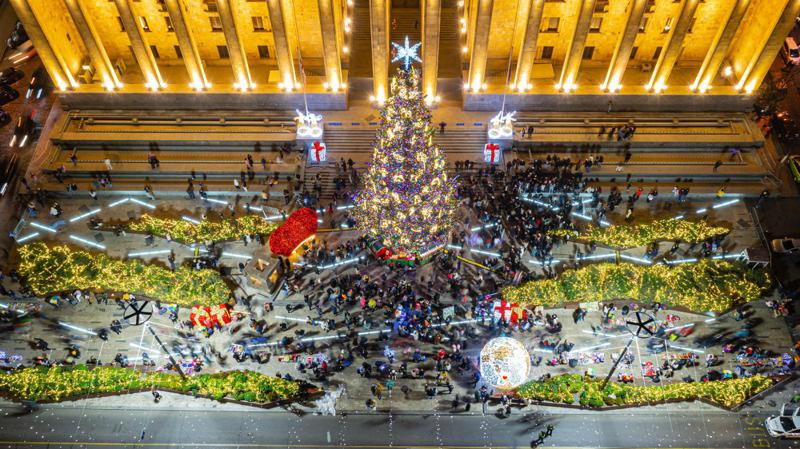 "თბილისი ახალი წლის მოლოდინში" -  როგორია საახალწლოდ მორთული დედაქალაქის ქუჩები (ფოტოები)