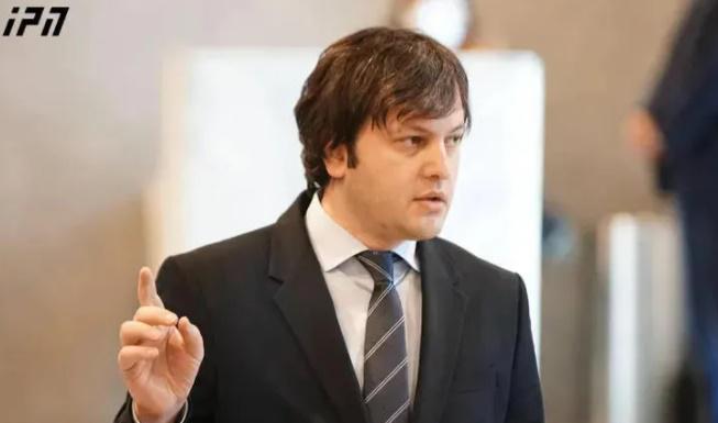 "რასაც ტყის მასივს ეძახიან, ეს არის კონკრეტული ტერიტორია ნახევარ ჰექტარმდე, სადაც სულ რამდენიმე ხეა" - ირაკლი კობახიძე