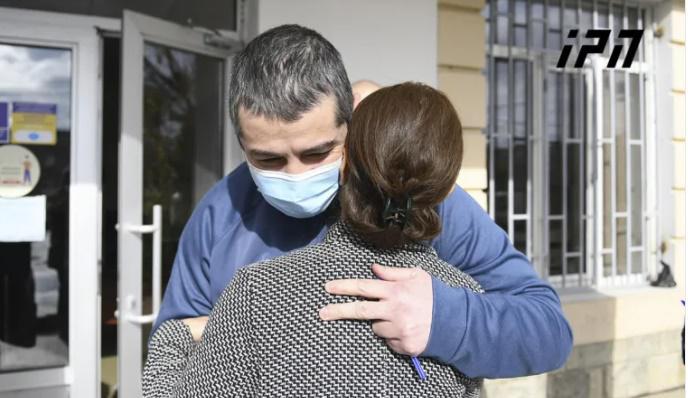 ვერდიქტი ცნობილია - 28 წლის თამაზ გორთამაშვილის მკვლელობაში ბრალდებული მერაბ კობიაშვილი ნაფიც მსაჯულებმა გაამართლეს