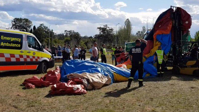 ტრაგედია ავსტრალიაში -  ქარის მიერ გატაცებული გასაბერი სასახლიდან გადმოვარდნილი 9 მოზარდიდან 6 დაიღუპა